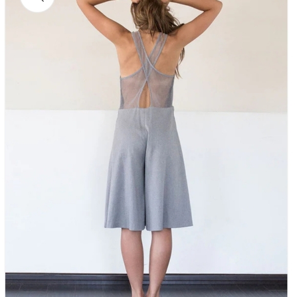 Vivian Chan McKenna Jumpsuit Medium Wide Leg Crop Culotte Mesh Cross Back - Picture 2 of 14